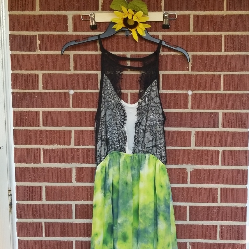 Stylebook Lace and Tie Dye Dress